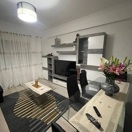 Quarto Calmo E Acolhedor Apartment อัลมาดา ภายนอก รูปภาพ