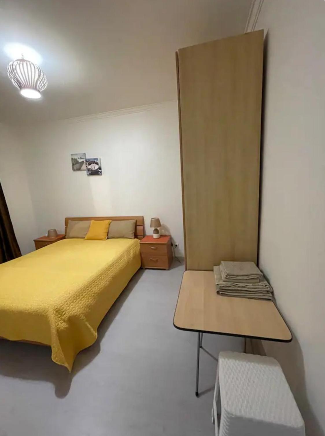 Quarto Calmo E Acolhedor Apartment อัลมาดา ภายนอก รูปภาพ