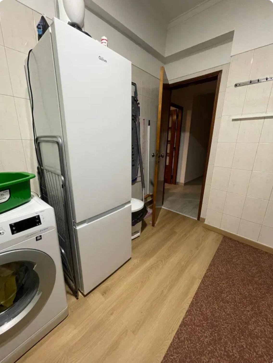Quarto Calmo E Acolhedor Apartment อัลมาดา ภายนอก รูปภาพ